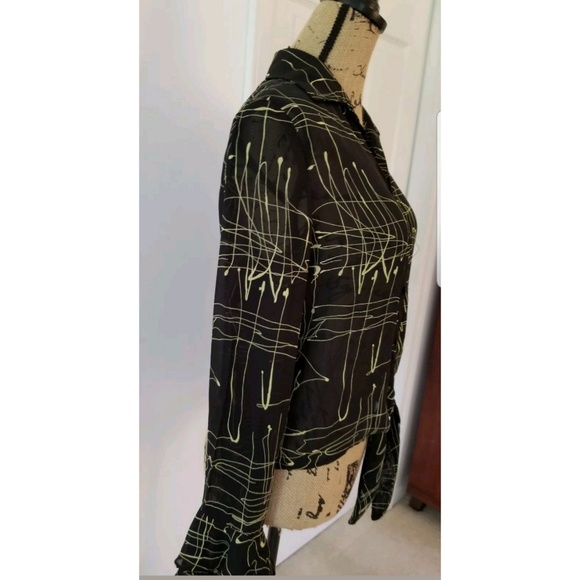 KRAZY LARRY Semi sheer blouse with paint drips,  ruffle cuffs Small - Picture 2 of 8